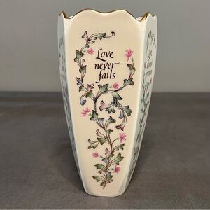 Lenox “Love Is” Porcelain Vase W/ Floral Vine Design & Gold Trim 3.5x3.5x6.75”